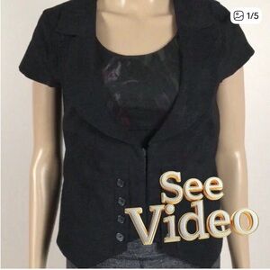 👛 (ANY 2/$20) RICKI’S Black Vest Cap Sleeves Hook/Eyelet Closure